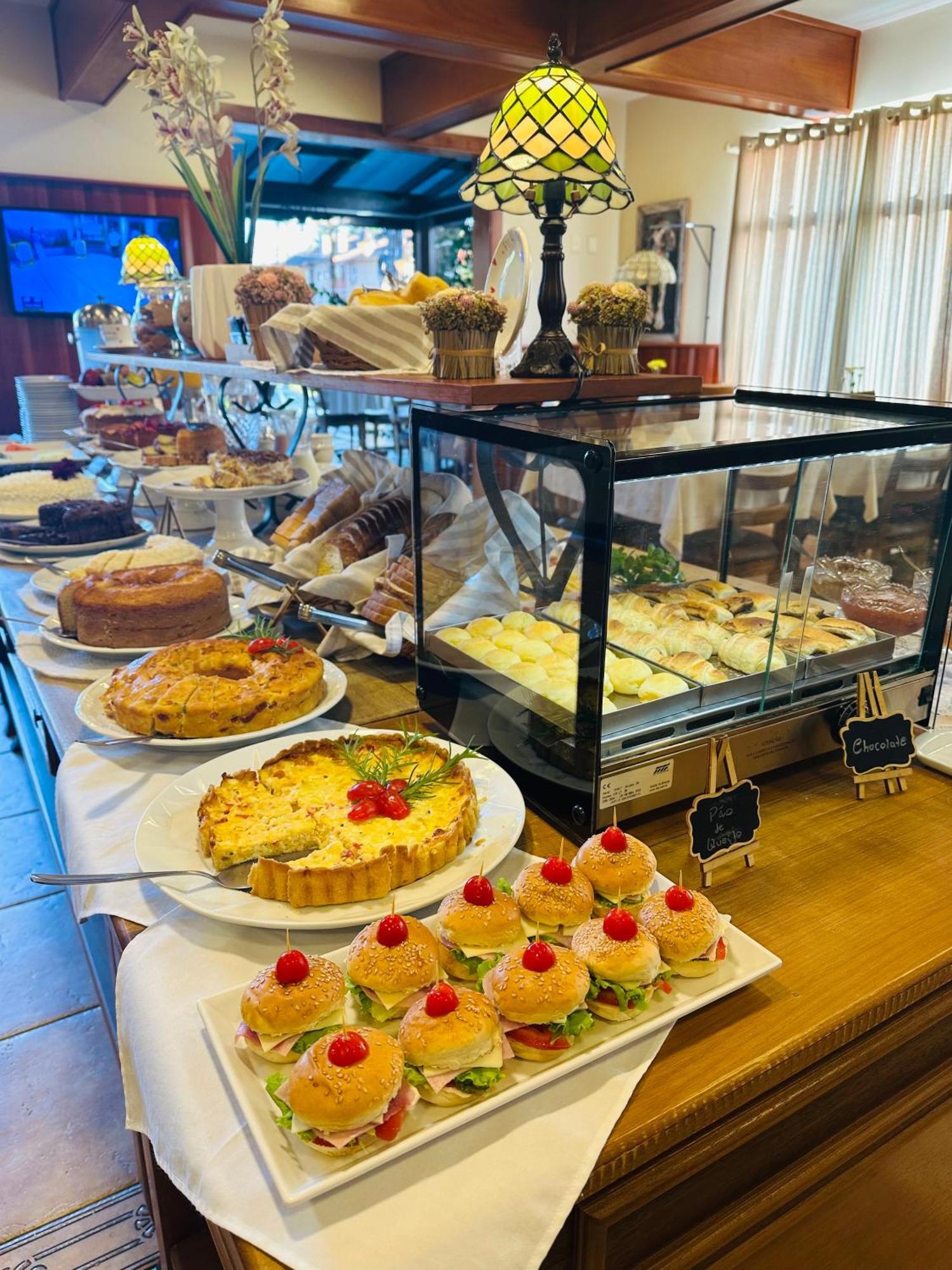 Hotel Pousada Kaster Gramado Dış mekan fotoğraf